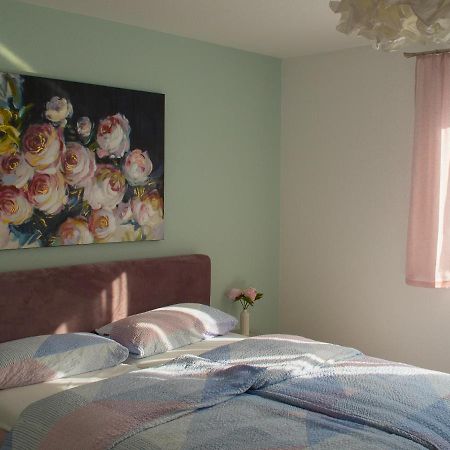 Geraeumige Ferienwohnung In Kindelbrueck Fuer Bis Zu 4 Personen - Barriefrei Eksteriør billede